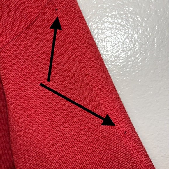 VTG Women's Nordstrom Town Square Merino Wool Red Sweater Cardigan Small READ - Picture 9 of 9